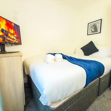 펜션 Modern 5 Bedroom By Altoluxoexperience Short Lets & Serviced With Free Wifi & Parking