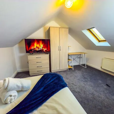 펜션 Modern 5 Bedroom By Altoluxoexperience Short Lets & Serviced With Free Wifi & Parking