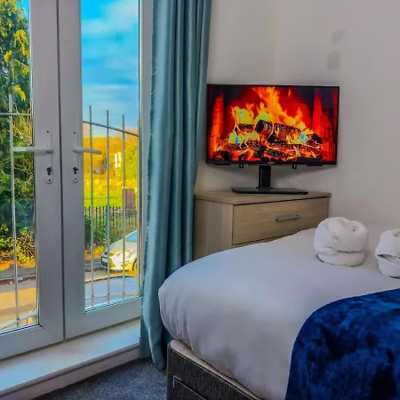 Modern 5 Bedroom By Altoluxoexperience Short Lets & Serviced With Free Wifi & Parking Tatil Evi *