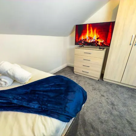 Modern 5 Bedroom By Altoluxoexperience Short Lets & Serviced With Free Wifi & Parking Бристоль