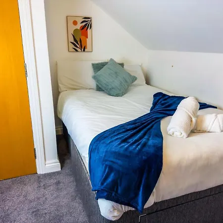 Modern 5 Bedroom By Altoluxoexperience Short Lets & Serviced With Free Wifi & Parking Tatil Evi *